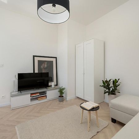 Komfortowe I Przytulne Studio Blisko Parku Wroclaw By Noclegi Renters Extérieur photo