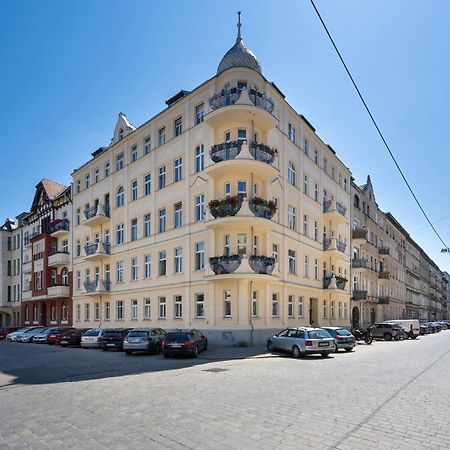 Komfortowe I Przytulne Studio Blisko Parku Wroclaw By Noclegi Renters Extérieur photo